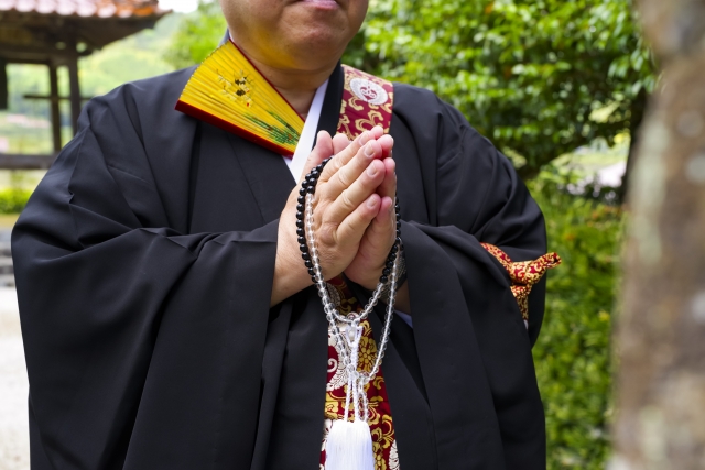 遺品供養の依頼先