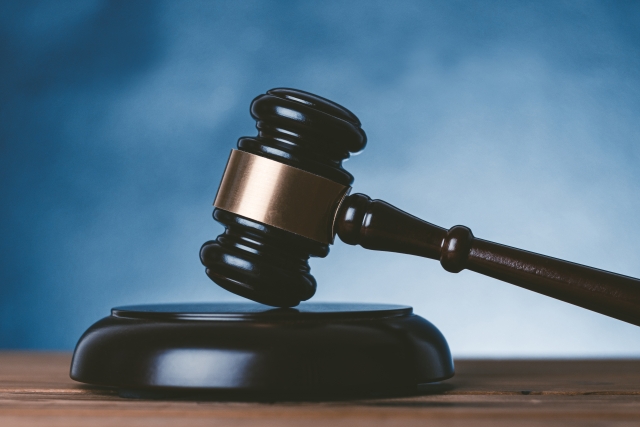 法律・手続きに関するトラブル事例